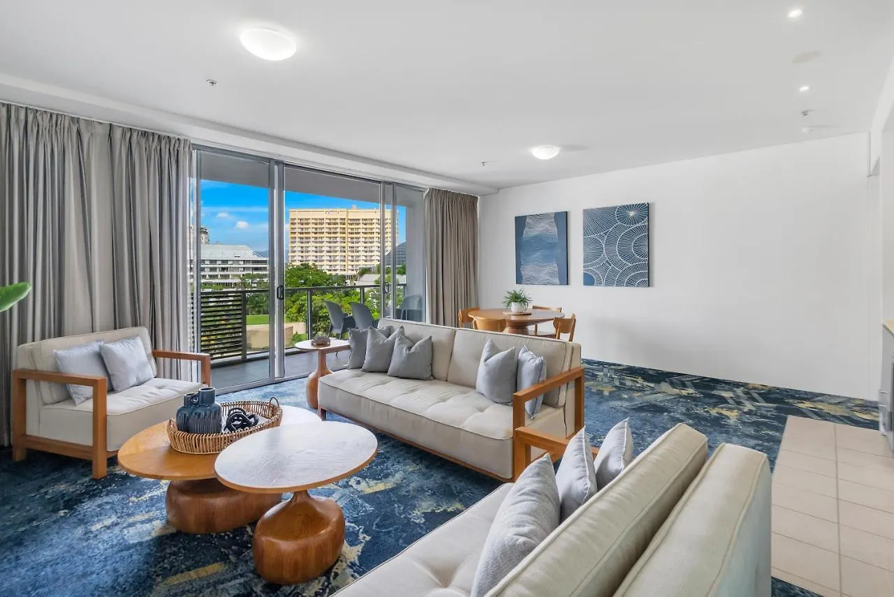 Horizons @ Harbour Lights Apartment Cairns Australia