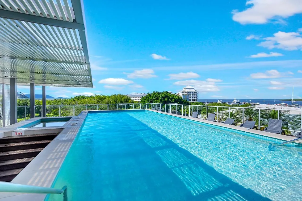 Horizons @ Harbour Lights Apartment Cairns